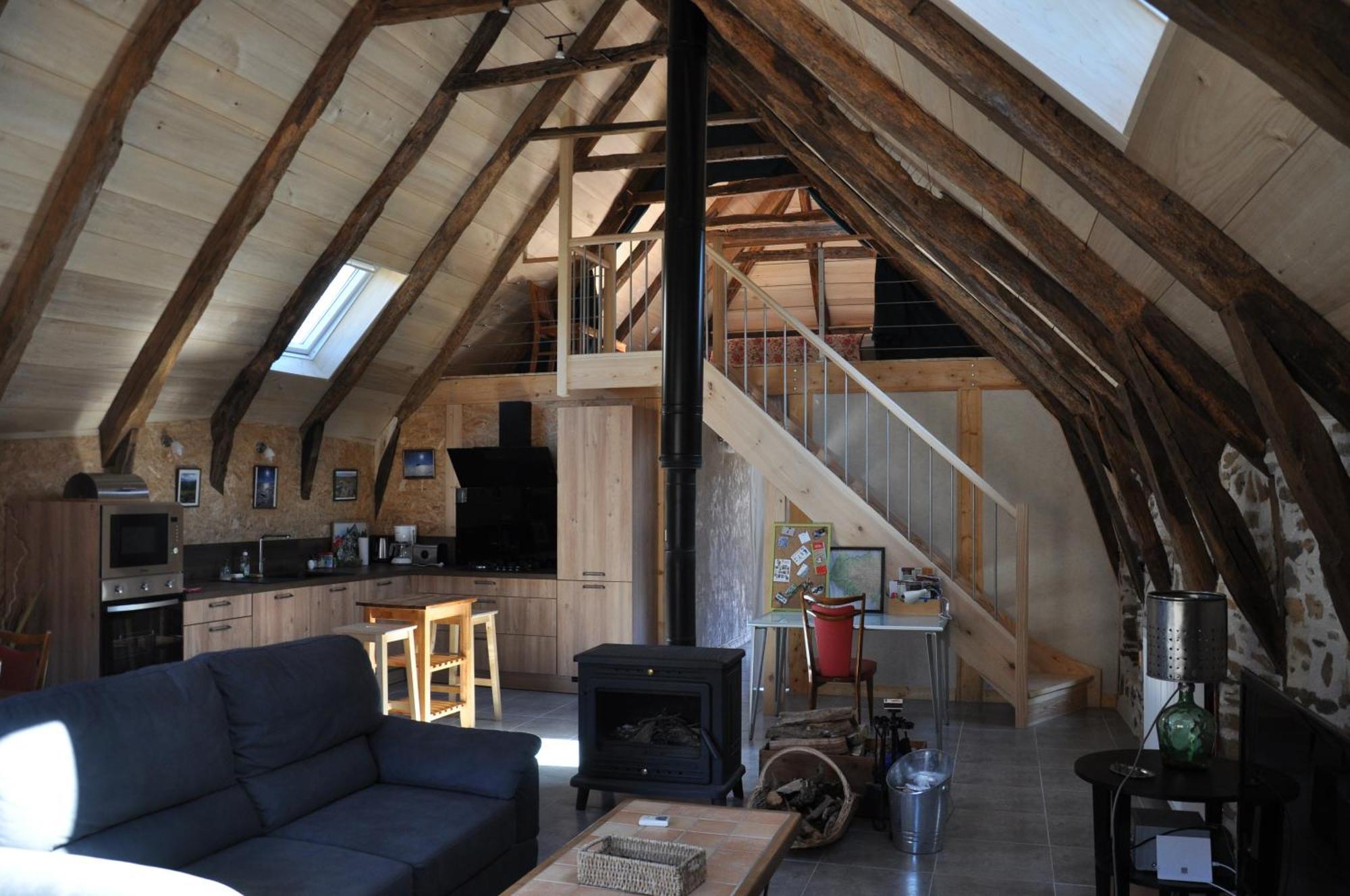 Gite Le Couderc De Coubisou, Grange Renovee Exteriör bild