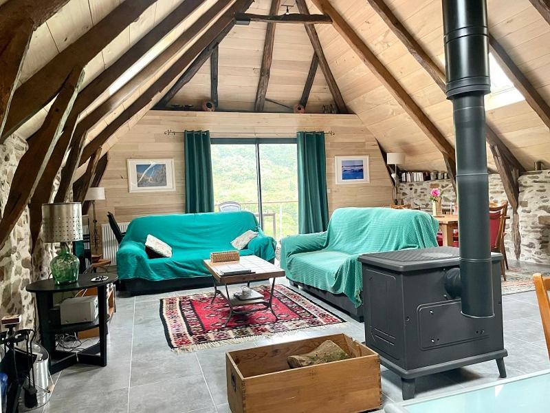 Gite Le Couderc De Coubisou, Grange Renovee Exteriör bild